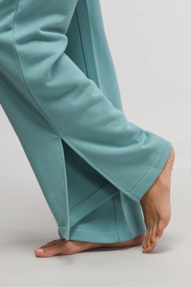 Aqua Terry Travel side-slit Lounger - Image 5