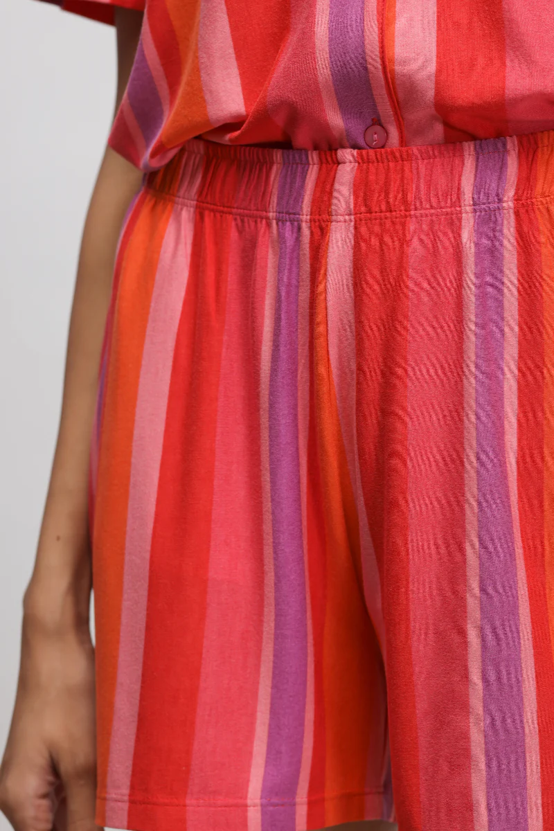 Red Stripe Shorts Set - Image 9