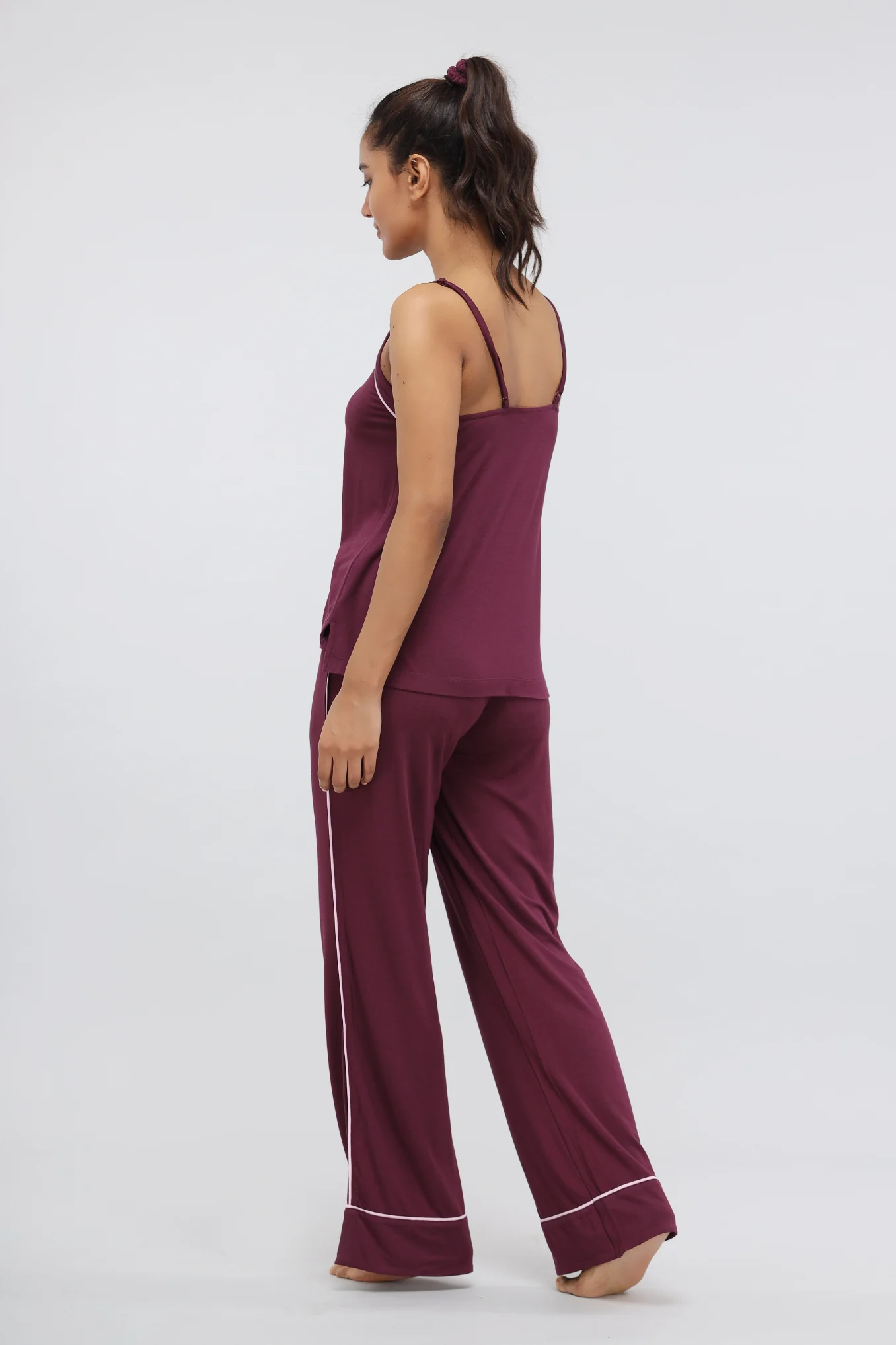 Wine Modal Piping Tank Top - Image 4